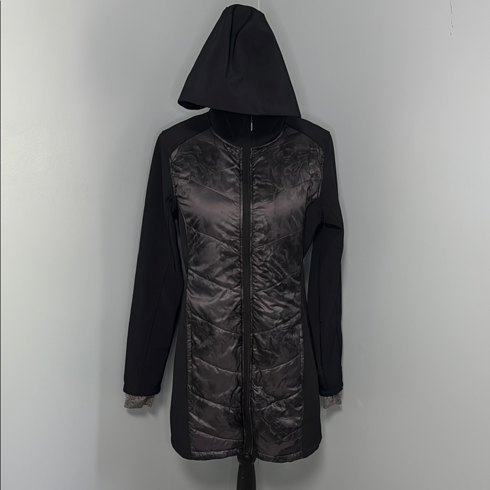Mondetta Black Hooded Puffer Jacket